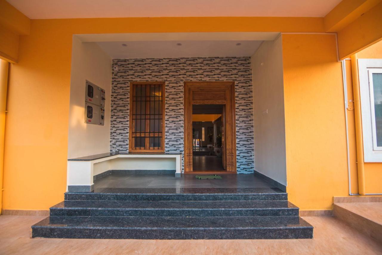 Saffron Vilva Hotel Puducherry Eksteriør billede