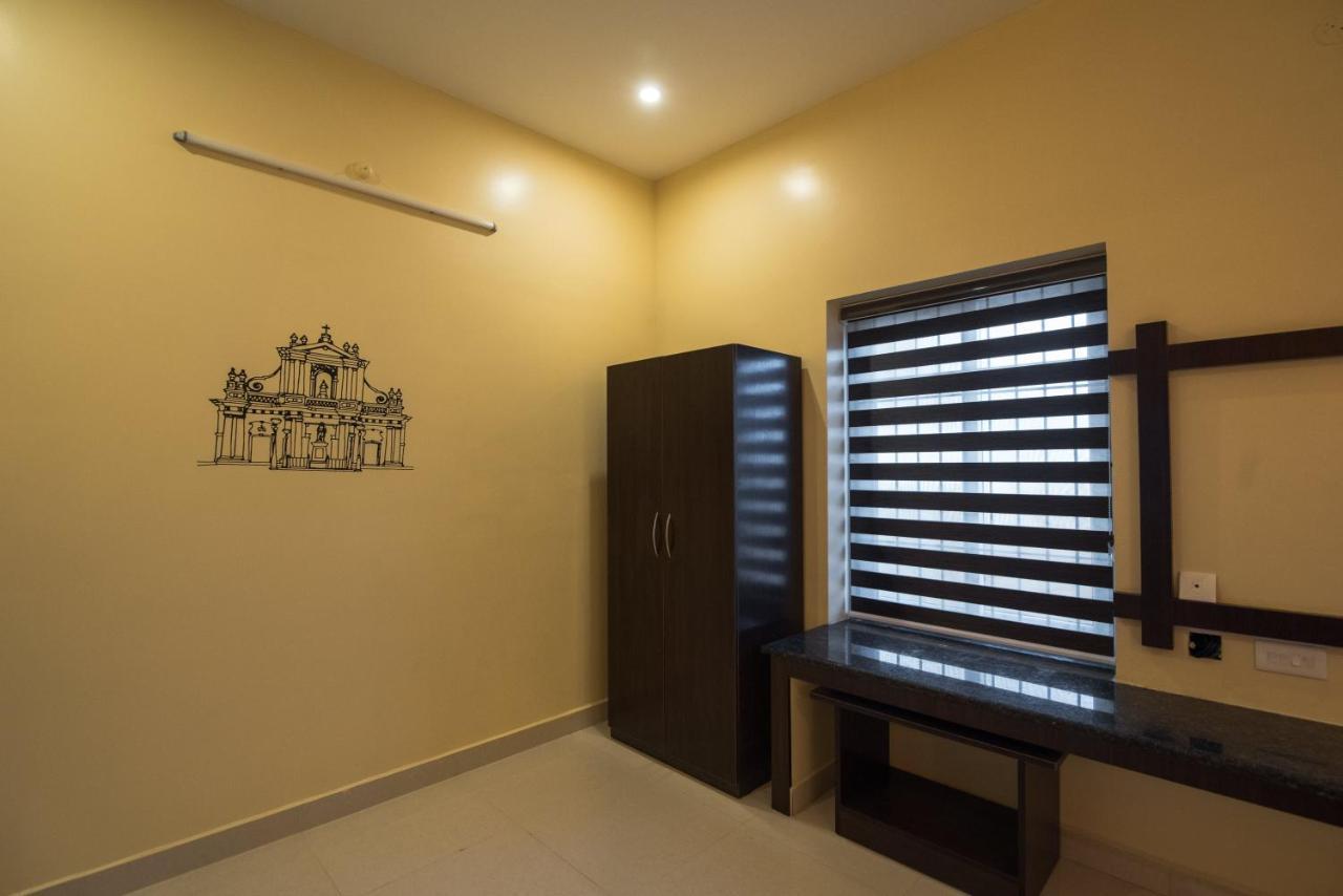 Saffron Vilva Hotel Puducherry Eksteriør billede