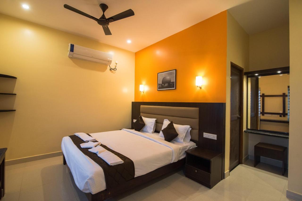 Saffron Vilva Hotel Puducherry Eksteriør billede