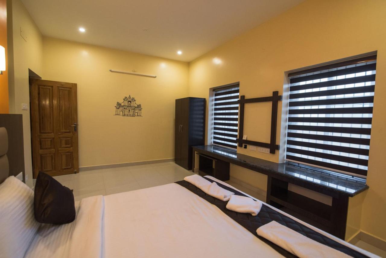 Saffron Vilva Hotel Puducherry Eksteriør billede