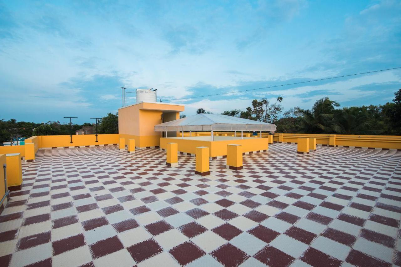 Saffron Vilva Hotel Puducherry Eksteriør billede